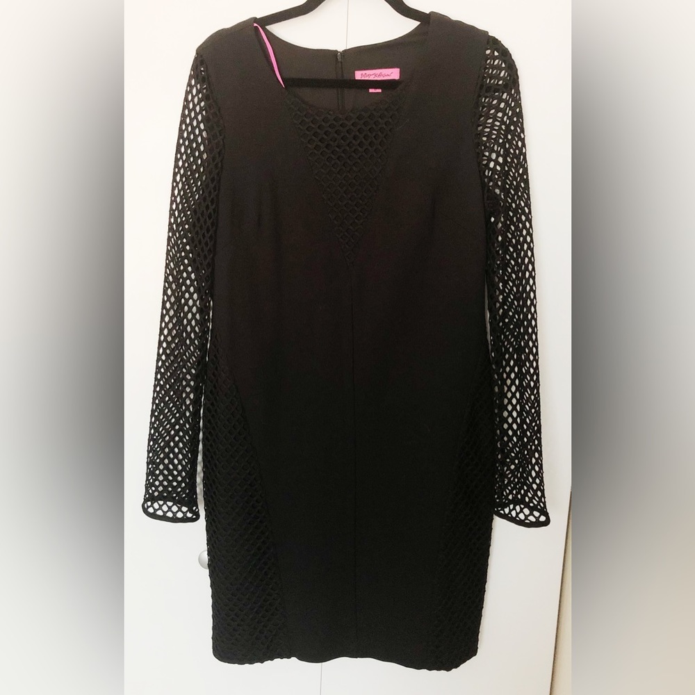 Black fishnet long sleeve zip up Betsey Johnson dress. Very comfortable. Sz 12